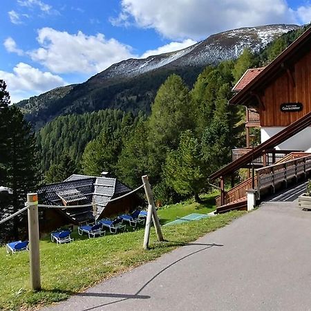 Bergheim Schmidt, Almhuetten Im Wald Appartments An Der Piste Alpine Huts In Forrest Appartments Near Slope Turracher Hoehe Exterior photo