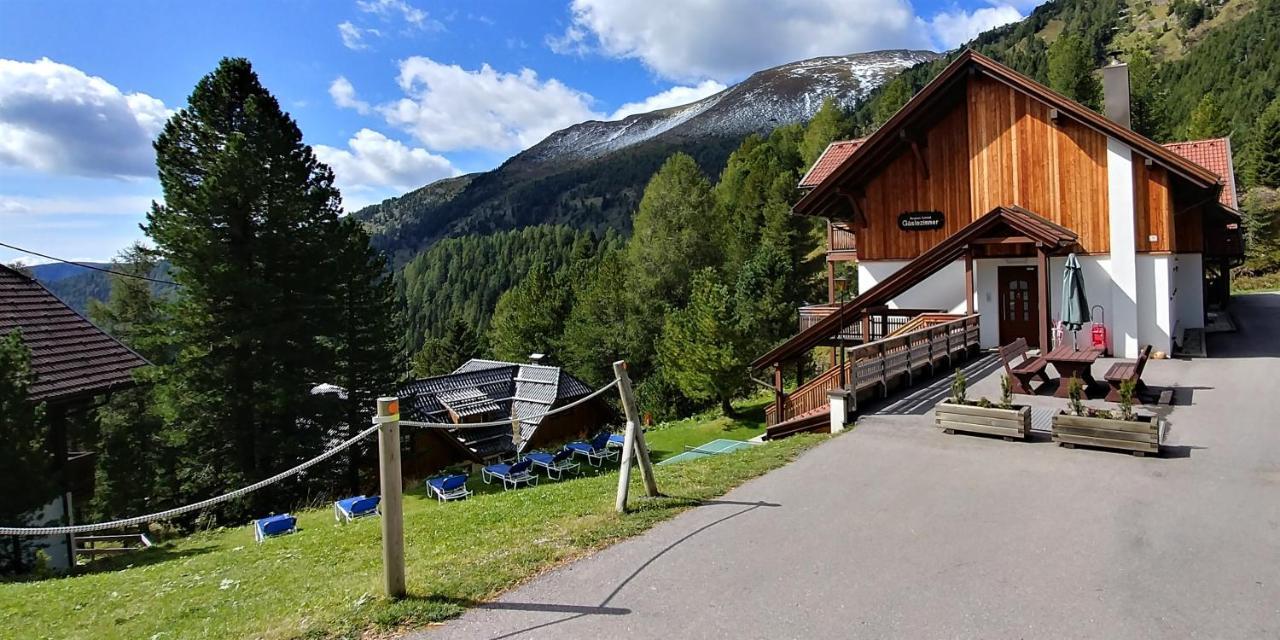Bergheim Schmidt, Almhuetten Im Wald Appartments An Der Piste Alpine Huts In Forrest Appartments Near Slope Turracher Hoehe Exterior photo