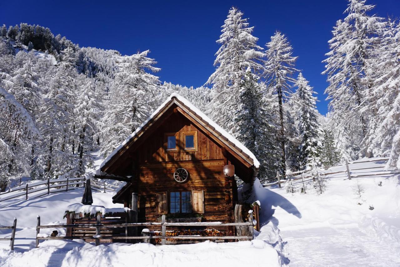 Bergheim Schmidt, Almhuetten Im Wald Appartments An Der Piste Alpine Huts In Forrest Appartments Near Slope Turracher Hoehe Exterior photo
