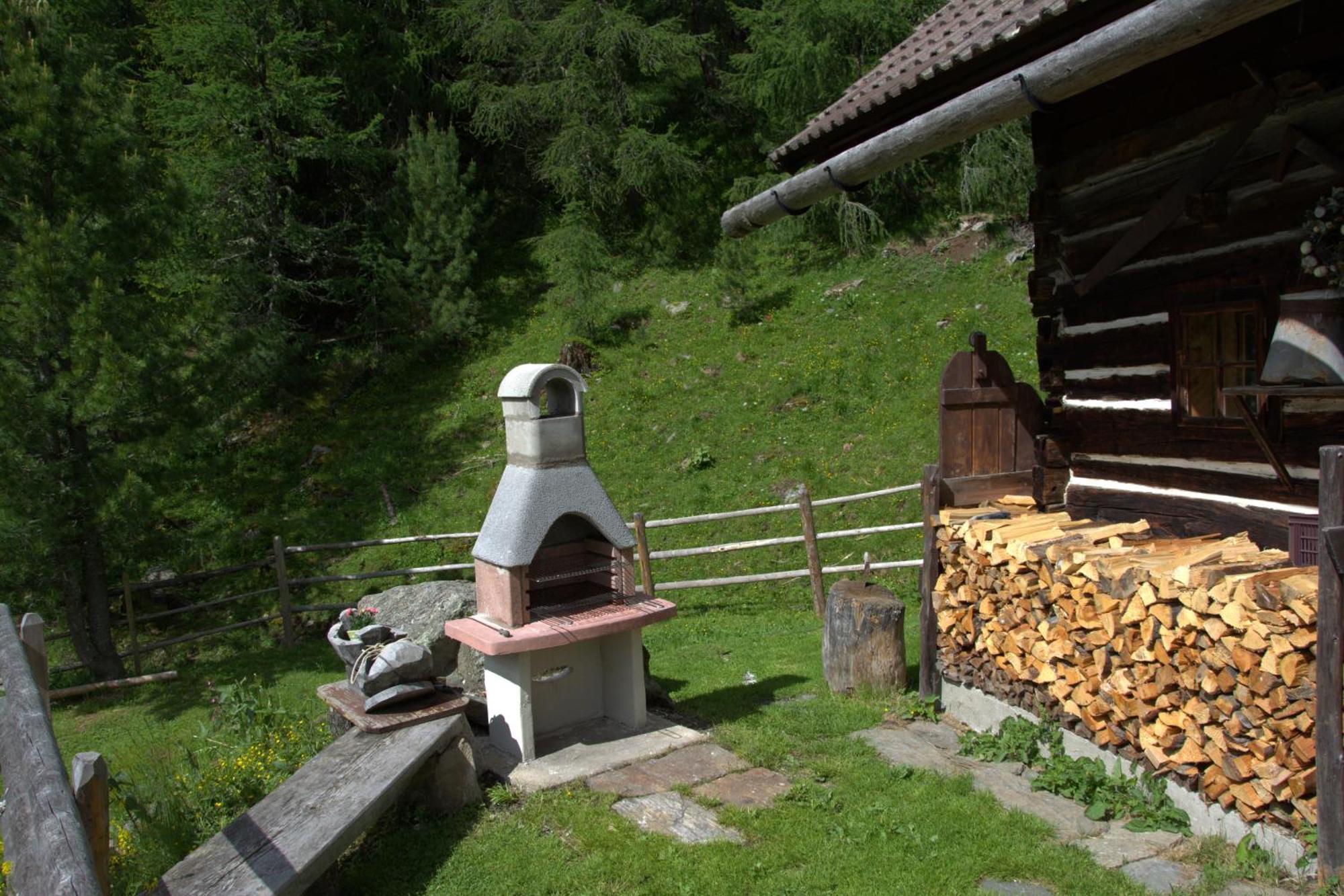 Bergheim Schmidt, Almhuetten Im Wald Appartments An Der Piste Alpine Huts In Forrest Appartments Near Slope Turracher Hoehe Exterior photo