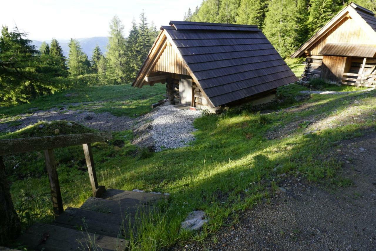 Bergheim Schmidt, Almhuetten Im Wald Appartments An Der Piste Alpine Huts In Forrest Appartments Near Slope Turracher Hoehe Exterior photo